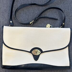 RARE 1990’s Dooney & Bourke Vintage Black and Cream Messenger bag